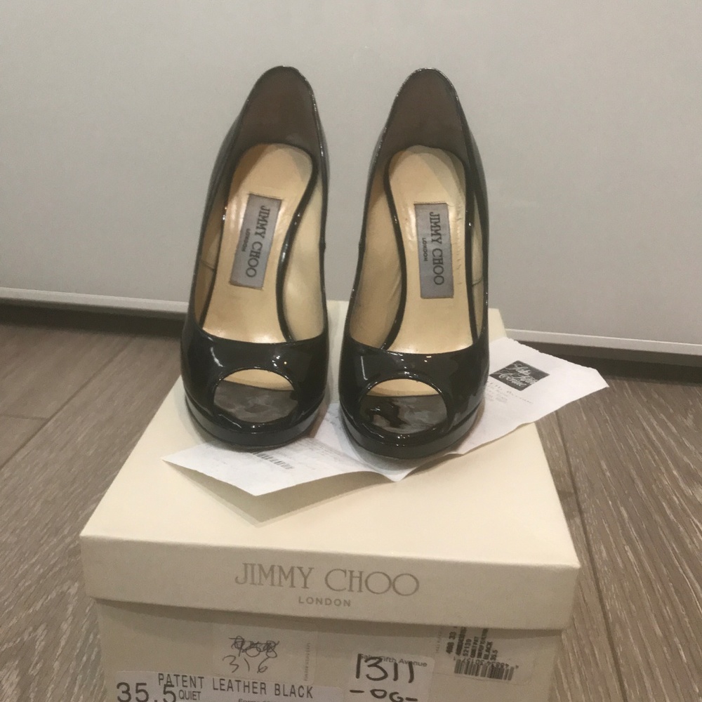Jimmy Choo: Black Patent Leather Peep-Toe Pumps - Picture 2 of 8
